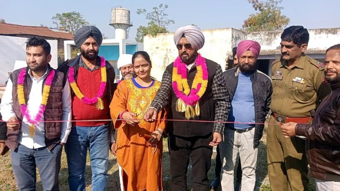 Senior JKPCC leader Taranjit Singh Tony inaugurating a Playway School in Suchetgarh area of Jammu district.