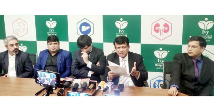 Doctors of IVY Group of Hospitals briefing media persons on completion of 1200 kidney transplants.