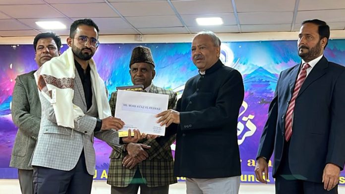 BGSBU Vice Chancellor felicitating prominent alumni of the varsity during foundation day celebration of the University. BGSBU Vice Chancellor felicitating prominent alumni of the varsity during foundation day celebration of the University.