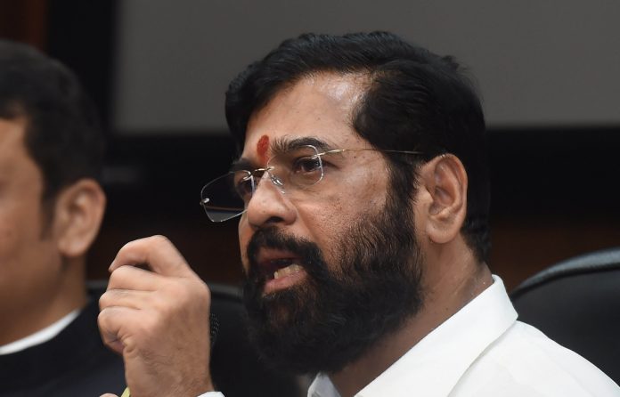 Uddhav Thackeray does 'dogli rajneeti', he is totally opposite to Balasaheb: Shinde Uddhav Thackeray does 'dogli rajneeti', he is totally opposite to Balasaheb: Shinde