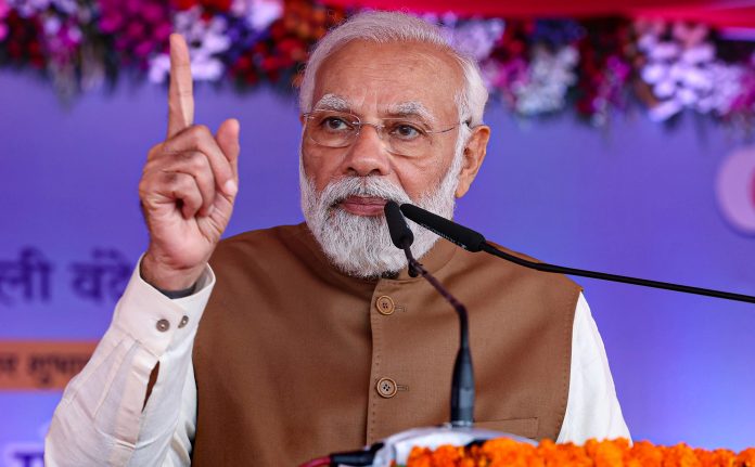 PM Modi flags off Vande Bharat Express