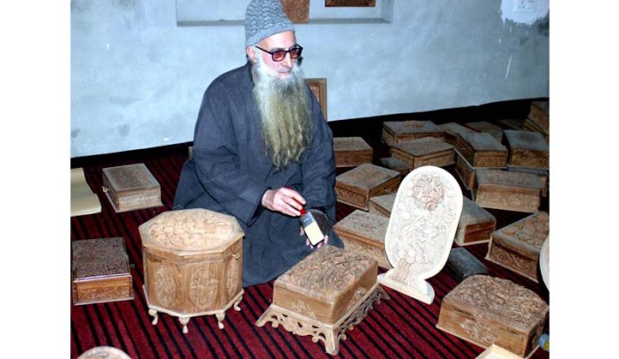 Ghulam Nabi Dar, a 72-year-old master craftsman from Srinagar nominated with the Padma Shri for his contribution to wood carving. (UNI)