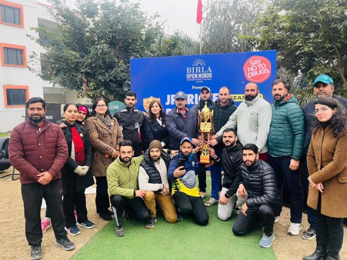 Ranjeet Kalra, Member J&K Sports Council presenting trophy to winning team on Saturday. Ranjeet Kalra, Member J&K Sports Council presenting trophy to winning team on Saturday.