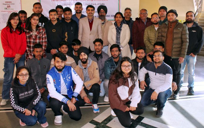 Participants of the workshop at SMVDU posing for group photograph. Participants of the workshop at SMVDU posing for group photograph.