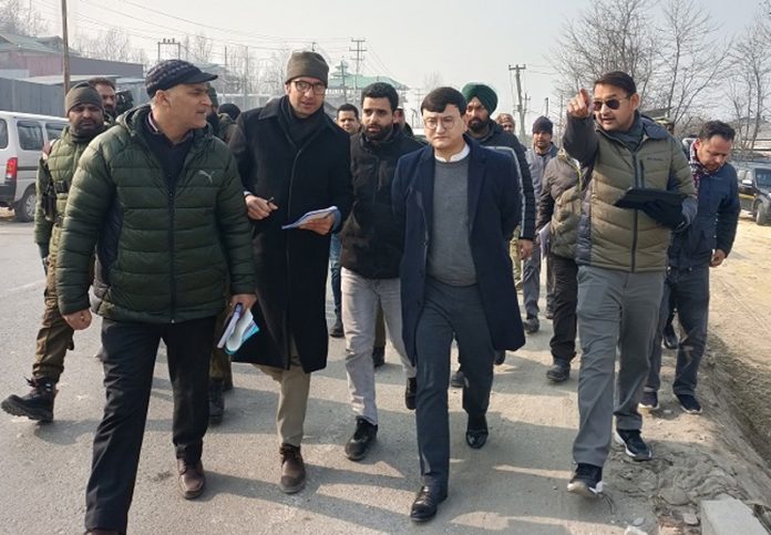 DDC Baramulla Minga Sherpa during visit to NH1 on Monday.