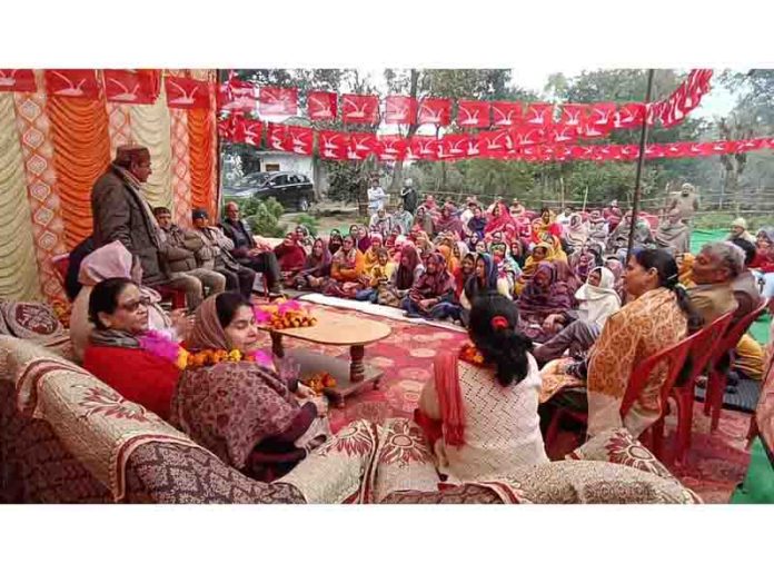 Ex-MLA Bimla Luthra during meeting in Jasrota area of Kathua on Monday.