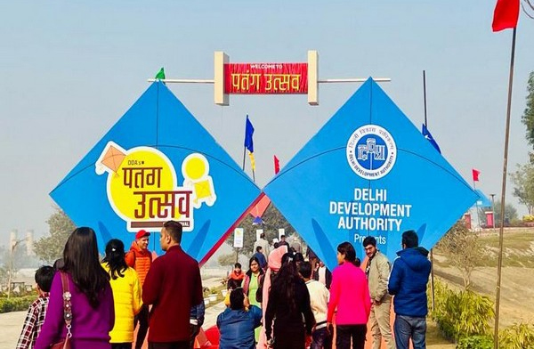 Over 5,000 people visit Delhi's 'Baansera' park for kite festival Over 5,000 people visit Delhi's 'Baansera' park for kite festival