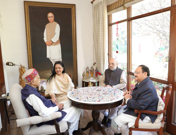 Advani Made Invaluable Contribution To India's Cultural Heritage, Politics: Shah Advani Made Invaluable Contribution To India's Cultural Heritage, Politics: Shah