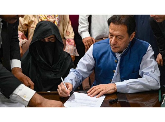 Imran, wife get 7 yrs jail in marriage case Imran, wife get 7 yrs jail in marriage case