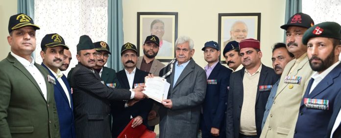 Delegation Of Ex-Servicemen From Kishtwar Calls On LG Manoj Sinha