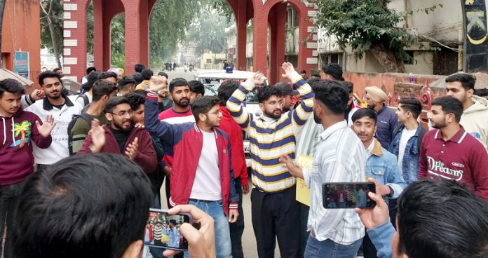 JJSF activists protesting at GGM Science College for restoration of waiting lists in recruitments.