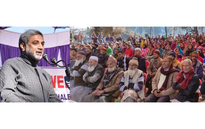 Additional Chief Secretary JSD addressing a public gathering at Dudu panchayat in Udhampur.