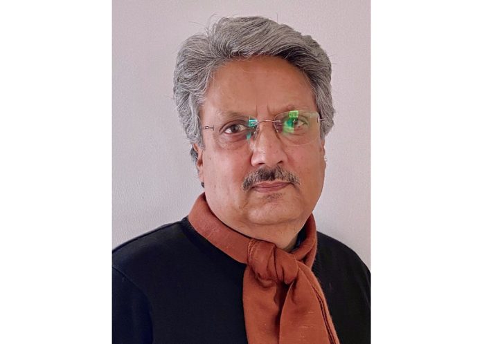 Art works by Suman displayed in Delhi show