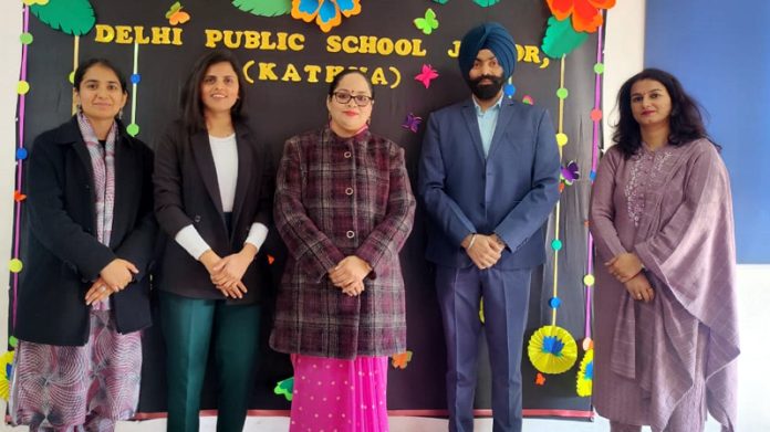 School Management posing with UOLO team on Saturday. 