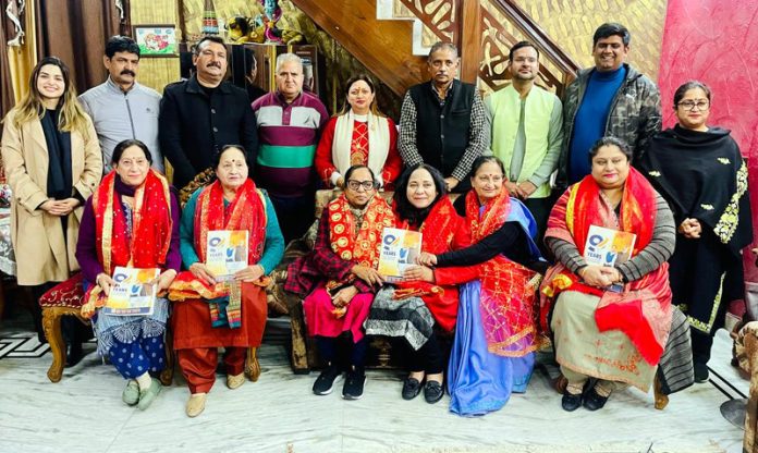 Rekha Mahajan with other BJP leaders during a Shakti Vandan Programme event.