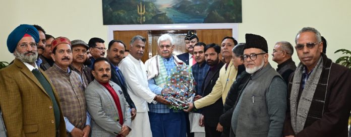 Delegation of OBC Samaj meeting with LG Manoj Sinha at Raj Bhawan on Monday.