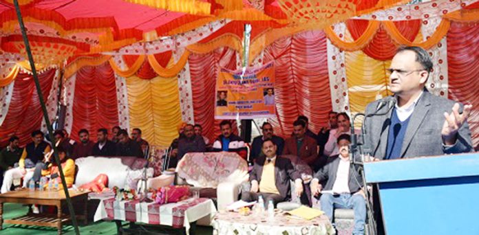 Secretary Tribal Affairs addressing a gathering at border Panchayat Khamba in Nowshera on Thursday. Secretary Tribal Affairs addressing a gathering at border Panchayat Khamba in Nowshera on Thursday.