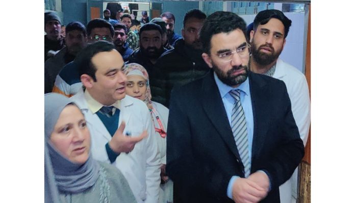 Secretary H&ME Dr Syed Abid Rasheed Shah during visit to Govt Lalla Ded Hospital in Srinagar on Friday.