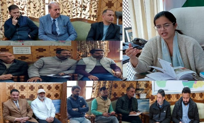 DEO Kupwara convenes meeting with representatives of political parties DEO Kupwara convenes meeting with representatives of political parties