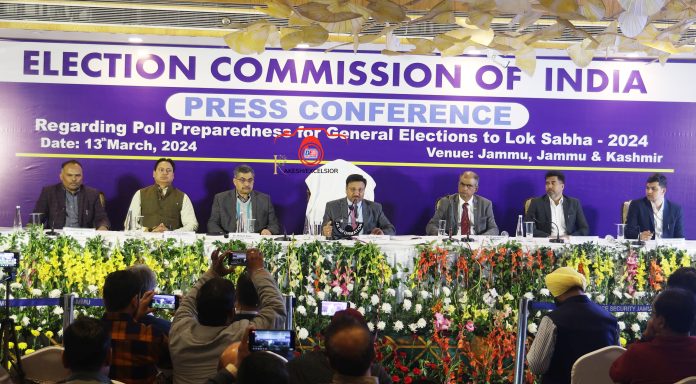 Election Commission Team Reaches Jammu To Assess Lok Sabha Poll Preparedness In J&K Election Commission Team Reaches Jammu To Assess Lok Sabha Poll Preparedness In J&K