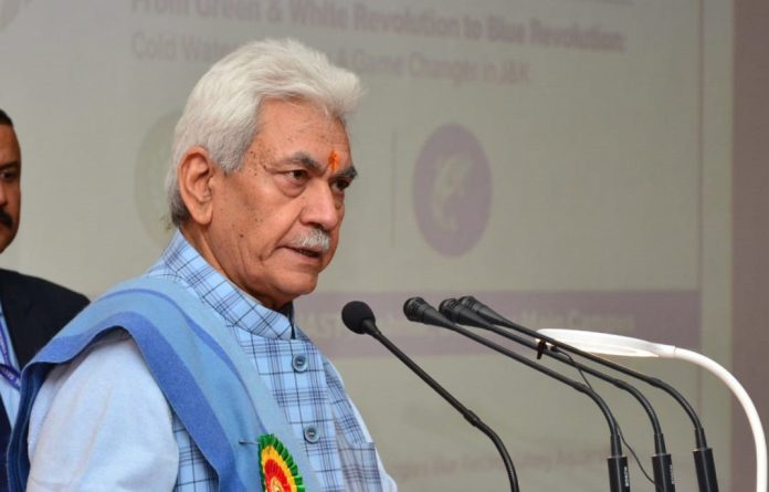Lt Governor Sh Manoj Sinha addressing the inaugural ceremony of Technology Exhibition-cum-Seed Mela at SKUAST Kashmir (1)