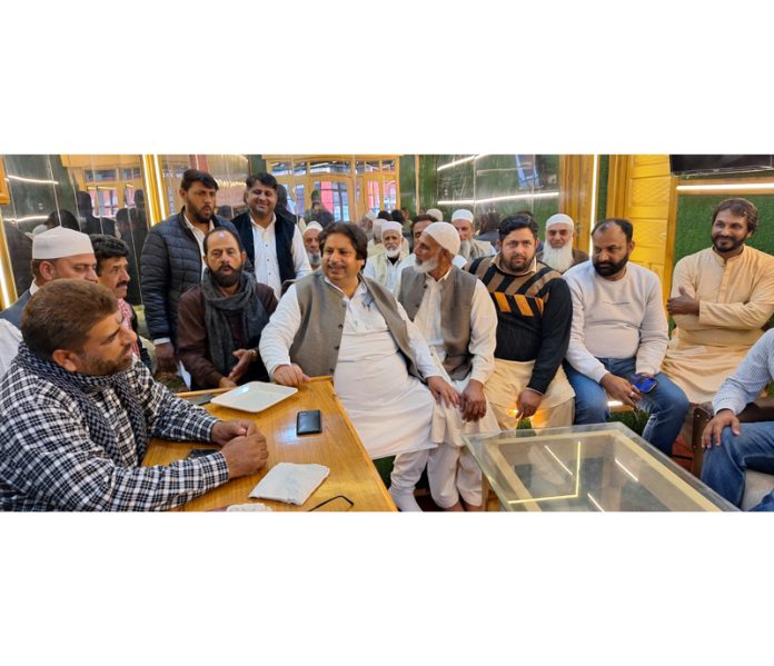 Senior JKPCC leader Raman Bhalla interacting with people at Bathindi on Thursday. Senior JKPCC leader Raman Bhalla interacting with people at Bathindi on Thursday.