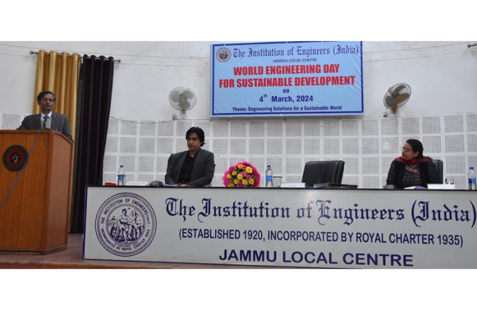 Arun Aggarwal alongwith Dr Bhawna Sharma during a function in Jammu on Monday.