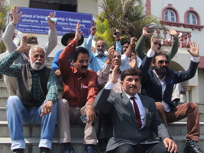 Doordarshan approved Drama artists protesting for Duggar satellite channel in Jammu. -Excelsior/Rakesh