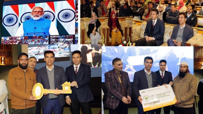 Srinagar Admin Hosts Live Streaming of PM’s Interaction with Beneficiaries, launch of 'PM-SURAJ' portal