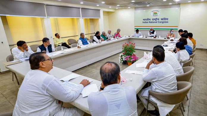 Lok Sabha Elections | Congress Panel Meets To Finalise Candidates For Uttar Pradesh, Madhya Pradesh, J&K