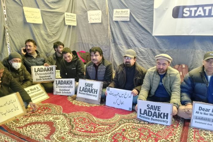 KDA leaders sitting on hunger strike in Kargil on Sunday. -Excelsior/Basharat Ladakhi KDA leaders sitting on hunger strike in Kargil on Sunday. -Excelsior/Basharat Ladakhi