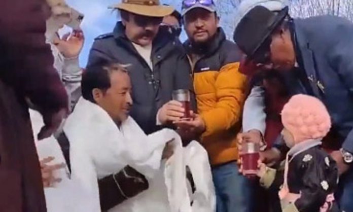 Sonam Wangchuk ends his hunger strike in Leh on Tuesday.