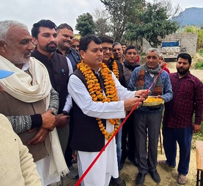 BJP senior leader & DDC member Suresh Sharma dedicating a transformer to the people of Panchayat Rah on Sunday. BJP senior leader & DDC member Suresh Sharma dedicating a transformer to the people of Panchayat Rah on Sunday.