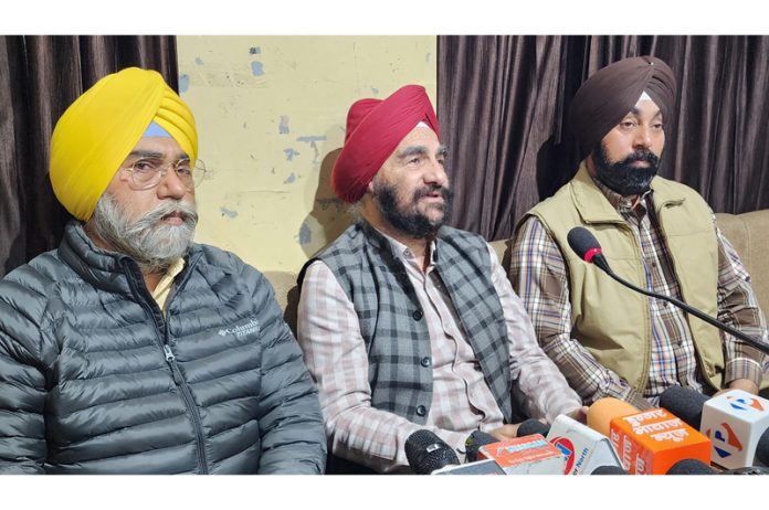 S Varinderjeet Singh, chairman, National Sikh Front Jammu and Kashmir, addressing media persons in Jammu on Monday. —Excelsior/Rakesh