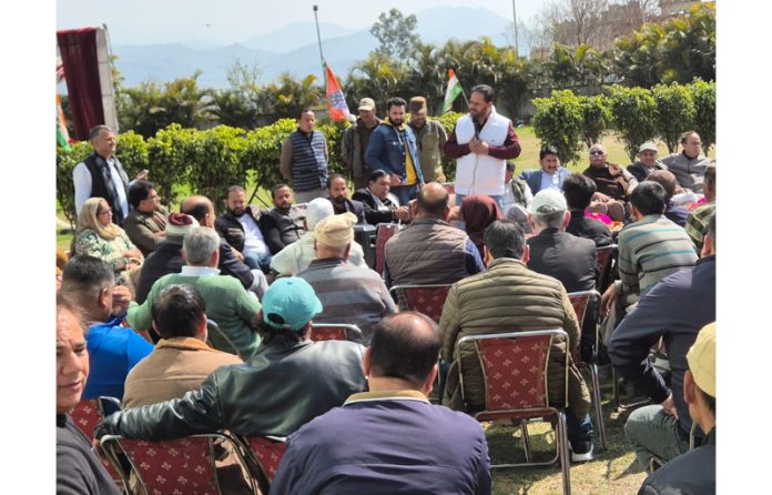 JKPCC president, V.R Wani addressing party workers’ meeting at Udhampur. JKPCC president, V.R Wani addressing party workers’ meeting at Udhampur.