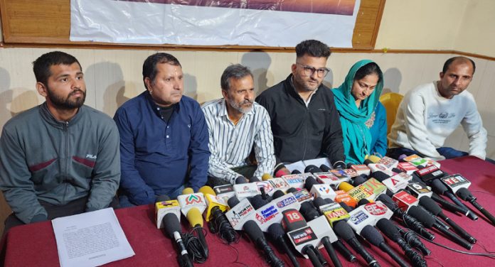 Family members of missing Navy soldier Sahil Verma addressing a press conference at Jammu. — Excelsior/Rakesh Family members of missing Navy soldier Sahil Verma addressing a press conference at Jammu. — Excelsior/Rakesh
