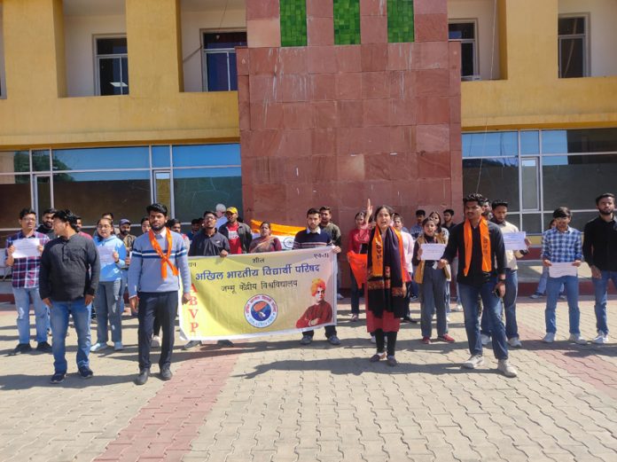 ABVP activists at CUJ protesting against SFI.