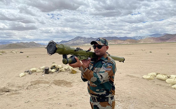 Army Progressing Rs 6800 Cr Desi Shoulder-Fired Missile Projects For China, Pakistan Borders Army Progressing Rs 6800 Cr Desi Shoulder-Fired Missile Projects For China, Pakistan Borders