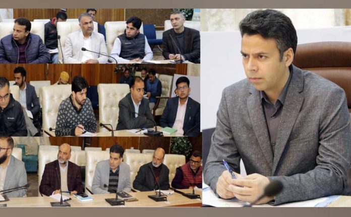 DC Srinagar reviews arrangements for festivals of Navratri & Baisakhi DC Srinagar reviews arrangements for festivals of Navratri & Baisakhi