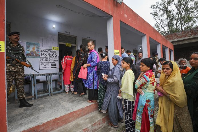 LS Polls: 1st Phase of voting in J&K