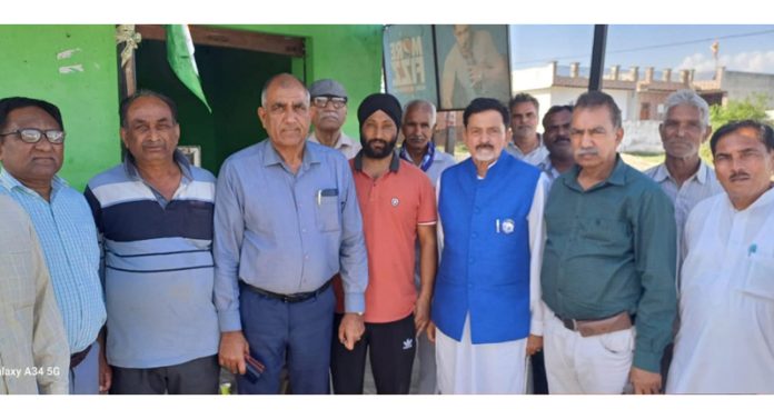 BSP leaders during meeting in Bishnah on Sunday. BSP leaders during meeting in Bishnah on Sunday.