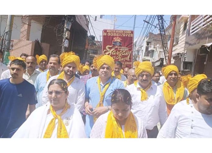 People taking out procession on Guru Nabha Dass Prakash Utsav. People taking out procession on Guru Nabha Dass Prakash Utsav.