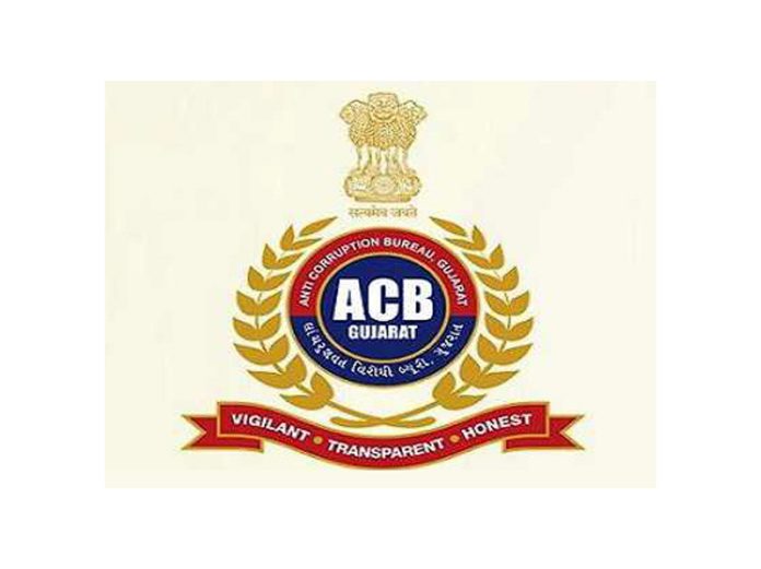 ACB traps, arrests Gram Sewak ACB traps, arrests Gram Sewak