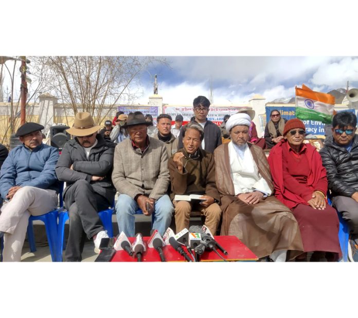 LAB leaders and Sonam Wangchuk addressing media persons in Leh on Saturday. LAB leaders and Sonam Wangchuk addressing media persons in Leh on Saturday.