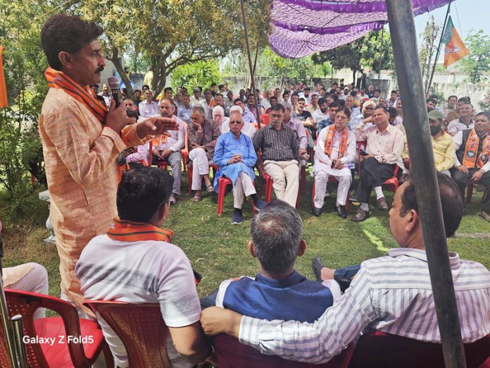Arun Sharma addressing BJP rally at Vijaypur. Arun Sharma addressing BJP rally at Vijaypur.