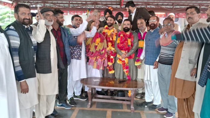 NC leader, Ajaz Jan and others welcoming new entrants from BJP in party fold at Poonch.