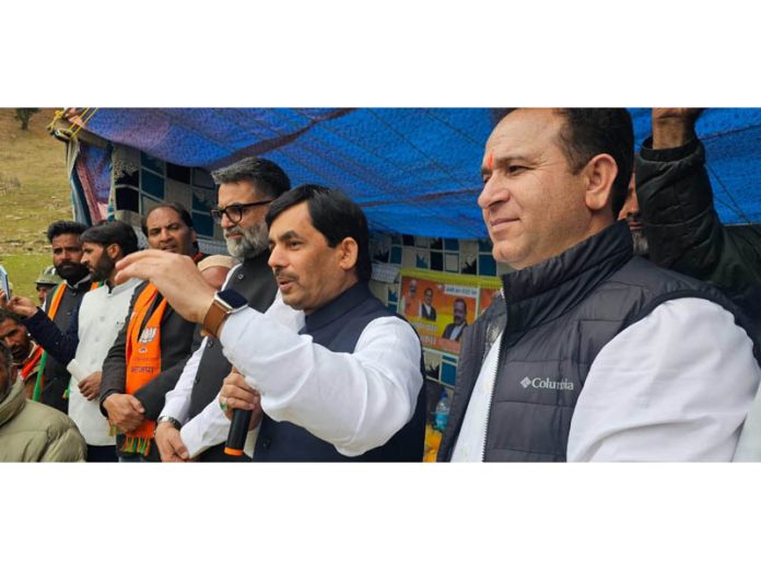 BJP national spokesperson, Shahnawaz Hussain addressing a public rally at Choidraman in Warwan area of Kishtwar district on Saturday. -Excelsior/ Tilak Raj BJP national spokesperson, Shahnawaz Hussain addressing a public rally at Choidraman in Warwan area of Kishtwar district on Saturday. -Excelsior/ Tilak Raj