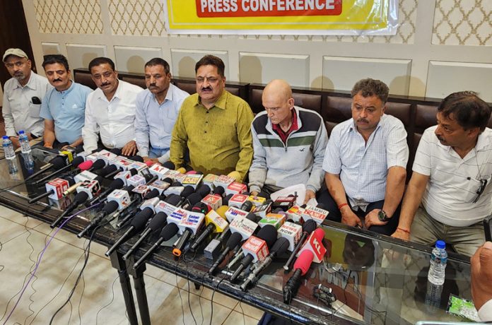 Kiran Wattal convener VKS along with other office bearers at a press conference at Jammu on Thursday. -Excelsior/Rakesh Kiran Wattal convener VKS along with other office bearers at a press conference at Jammu on Thursday. -Excelsior/Rakesh