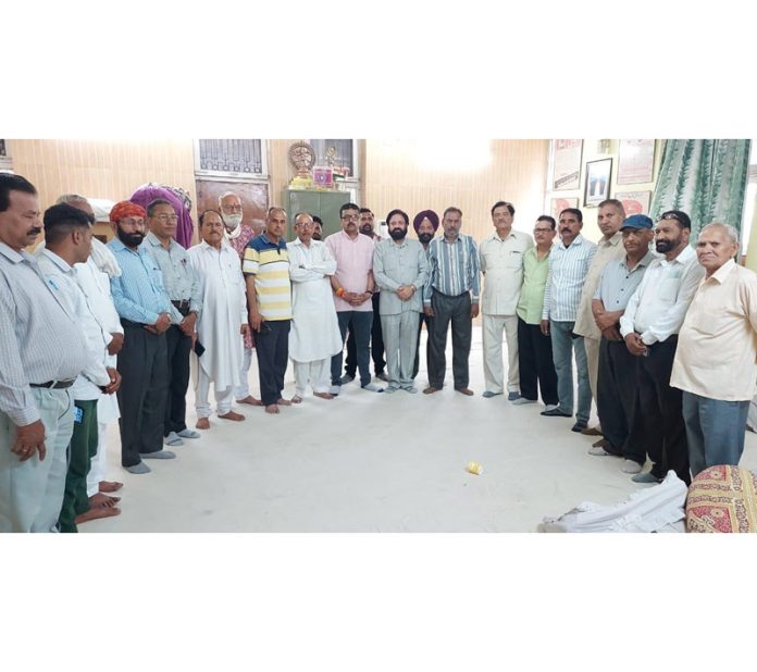 Babu Rampaul with JKNC Central Zone office bearers & others.