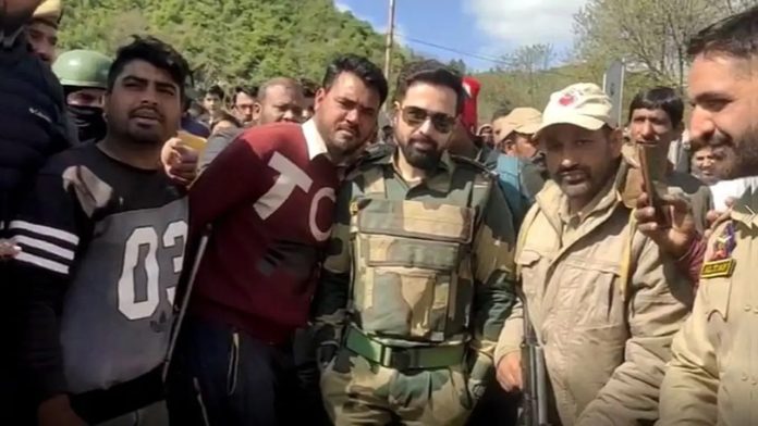 Emraan Hashmi Shooting For 'Ground Zero' In Jammu And Kashmir